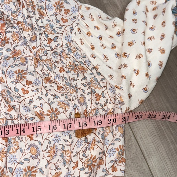 Spell sunshine bandit blouse in desert sage size small - Picture 8 of 8